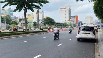 104m2! Sát Q1! Bán nhà 4 tầng Điện Biên Phủ, P15. Ngay Nguyễn Cửu Vân.