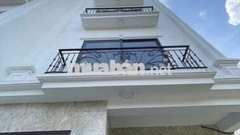 Nhà 5T*32m2 ngõ nông rộng ô tô vào tận cửa, gần đại học. Giá 3,05 tỷ