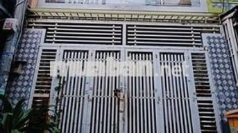 BÁN NHÀ NGỘP BÌNH TÂN 5X12 3 TẦNG HẺM XE HƠI TÂY LÂN GIÁ 4TỶ SÁU TL