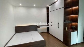 📢📢📢Nhà Cổ Linh – Ngọc Trì 68m2 Thang Máy, Ô Tô đỗ Cổng