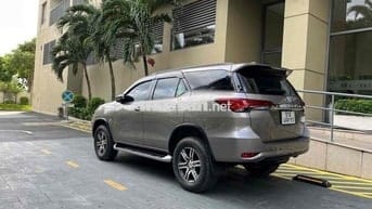 Toyota Fortuner 2022 2.4 4x2 AT - 54404 km