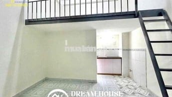 Phòng Rộng Thoáng Mát Gần Đầm Sen Và ĐH Văn Hiến