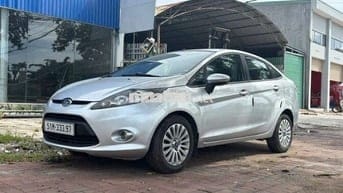 Xe chính chủ 2011 1.6 AT Sedan - 185000 km