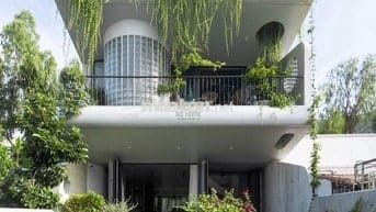 CHO THUÊ VILLA SIÊU ĐẸP 5 PHÒNG NGỦ CÓ HỒ BƠI GIÁ 50 TRIỆU VĨNH HOÀ