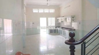 Cho thuê  mb đường chính gần vincom