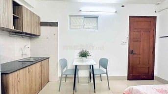 Cho Thuê Căn Hộ , Toà Nhà Thang Máy , Ngay CMT8 , Huflit Bagia Full NT