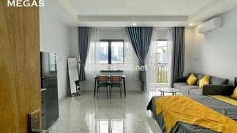 CHO THUÊ CĂN HỘ CHUNG CƯ MINI BAN CÔNG NGAY CẦU ÔNG LÃNH QUẬN 1 GIÁ RẺ