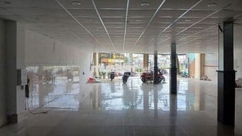 Cho thuê nhà trệt mặt tiền đường 3/2 kế ngã tư nguyễn văn linh