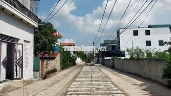CC cần bán nhanh 64m2 đường mương Phụng Châu. Giá chỉ 3.45 tỷ.