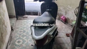 Xe đang sử dụng bình thường cần bán để mua xe mới.