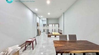 Studio Giếng Trời Mới Tinh Full Nội Thất Cao Cấp Trống Sẵn Ở Liền