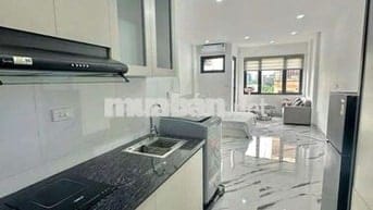 Căn Hộ 1PN Ban Công Và Cửa Sổ  _ Khu Vực An Ninh Đường Hoàng Hoa Thám