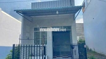 Cần Bán Gấp Nhà Cấp 4 Full Thổ Cư 4x15 (60m2) Giá 320Tr Hóc Môn