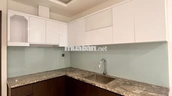 Gia đình cần bán gấp chung cư Resgreen Tower 2pn 3ty6 sổ hồng
