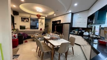 Nhà đẹp Xuân Thuỷ, Cầu Giấy. Ngõ kinh doanh ô tô 50m2 x 6T 10 Tỷ Nhỉnh