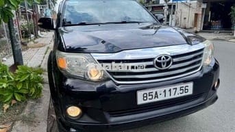 Toyota Fortuner 2013 2.7V 4x4 - 100000 km