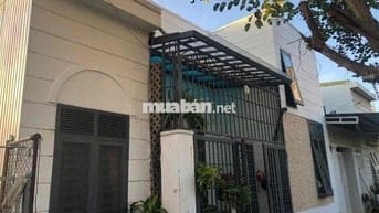 Bán nhà cạnh Trung Nguyên, TT TP