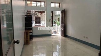Chính chủ có nhà 4 tầng cho thuê ở Văn Quán Hà Đông