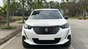 Peugeot 2008 GT Line model 2022