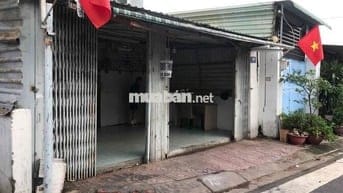 nhà mặt tiền đường ở hoặc buôn bán đều được