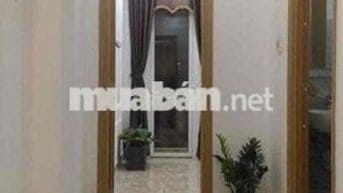 cần bán nhà 3 tầng mt gần Võ Văn Kiệt