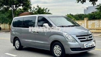 Hyundai Grand Starex 2017 2.4 MT