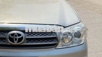 Fortuner 2.5 G sản xuất 2009 đăng ký 2010.
