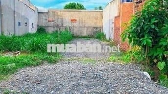 Giao tay gấp lô đất 180m2 ngay tại TT Củ Chi chỉ với 600tr