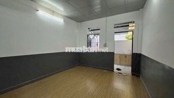 Cho Thuê Nhà Nguyên Căn Hẻm 5/99 Nơ Trang Long. Giá 8Tr