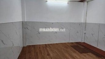 Cho Thuê Nhà hẻm xe hơi Dương Quảng Hàm, sát Phạm Huy Thông