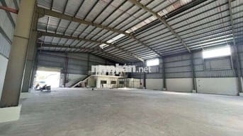 Cho thuê xưởng 1350m2 gần ngay TP Mới Bình Dương