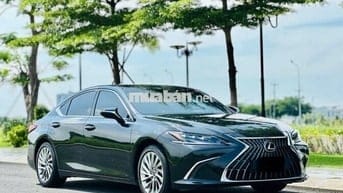 Lexus ES 2022 250 - 25000 km
