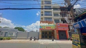 6x12 mặt bằng gần ngã 4 Bốn Xã, ngay khu trường học cấp 1, cấp 2