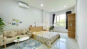 CHDV full nội thất tách bếp ban công, cửa sổ cực thoáng ngay chợ PVH