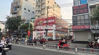 CHO THUÊ NHÀ GÓC 3 MẶT TIỀN ĐƯỜNG LÊ VĂN QUỚI – VỊ TRÍ ĐẮC ĐỊA
