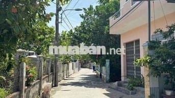 Bán Nhà 2,5 tầng, Đông Hoà, Hoà Xuân, giá ***.