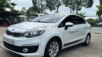 Kia Rio 2016 1.4 AT Sedan - 120000 km