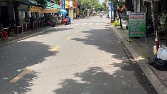 Nhà MTKD Nguyễn Minh Hoàng ( K300)- 6x21m - bán hầm+ trệt 3 lầu