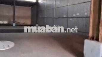 Kho Nguyễn Văn Quỳ diện tích 360m2 cần cho thuê gấp có pccc