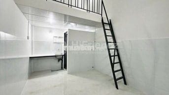 Phòng giá rẻ trên đường Lý Phục Mang, gần KTX Tân Thuận, Quận 4,quận 1