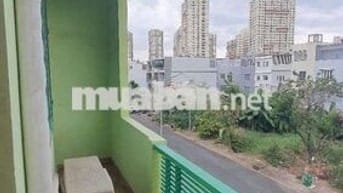 Cho Thuê Phòng Ban Công Gần Cresent Mall, Chợ Tân Mỹ, KCX Tân Thuận