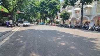 Mặt Phố Bà Triệu Hoàn Kiếm View Hồ Gươm 179 Ty 106m2
