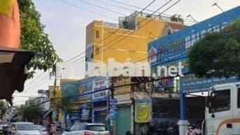 NHÀ MẶT TIỀN ĐƯỜNG LÊ VĂN KHƯƠNG/ GIÁ RẺ. VỊ TRÍ ĐÔNG ĐÚC NHỘN NHỊP