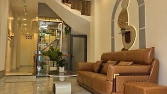 NHÀ MỚI ĐẸP, THANG MÁY, TRỆT, 3 LẦU, 60m2, 13.9 TỶ
