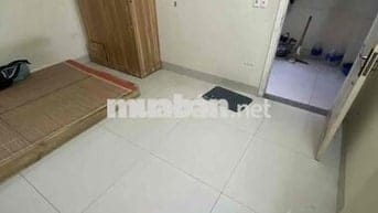 Cho thuê phòng Bát Khối- LB giá rẻ 2,3tr với 22m2