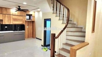 Nhà đẹp Khương Trung, ngõ 3m thông, 40m ra ô tô. 40mx4T. Chỉ 7,8 tỷ