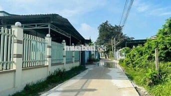 5x39 có thổ, gần cổng KCN. Đường bê tông. 350tr