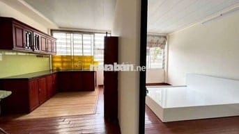 Cho thuê CCMN 2n1k 70m2 full đồ. Phòng rộng thoáng, ban công rộng