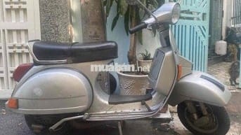 Vespa Piaggo Ý cổ
