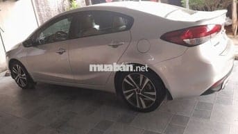 Kia Cerato 2018 1.6 MT - 140000 km